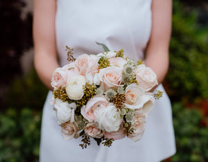 Neil Lane Blush Bridal Bouquet