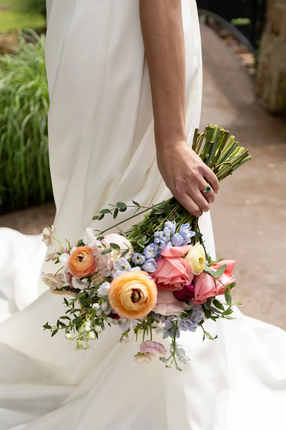Customer-submitted wedding flower photo from The Knot review by Bronte Kass.