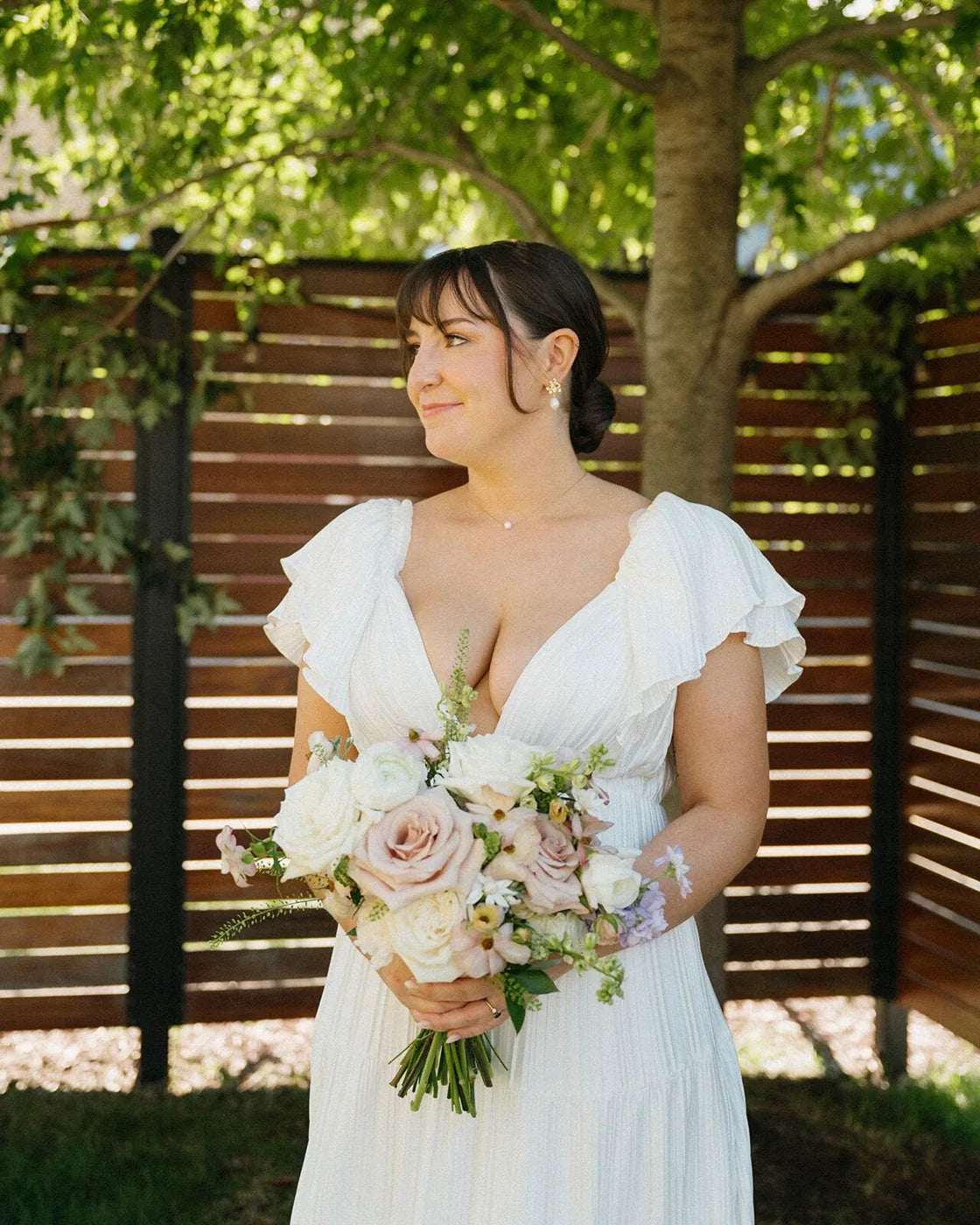 Customer-submitted wedding flower photo from The Knot review by Jenny Hickey.