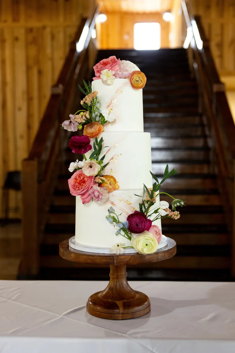 Customer-submitted wedding flower photo from The Knot review by Bronte Kass.
