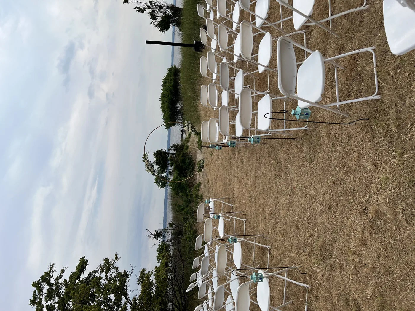 Customer-submitted wedding flower photo from The Knot review by Deepa Varma.