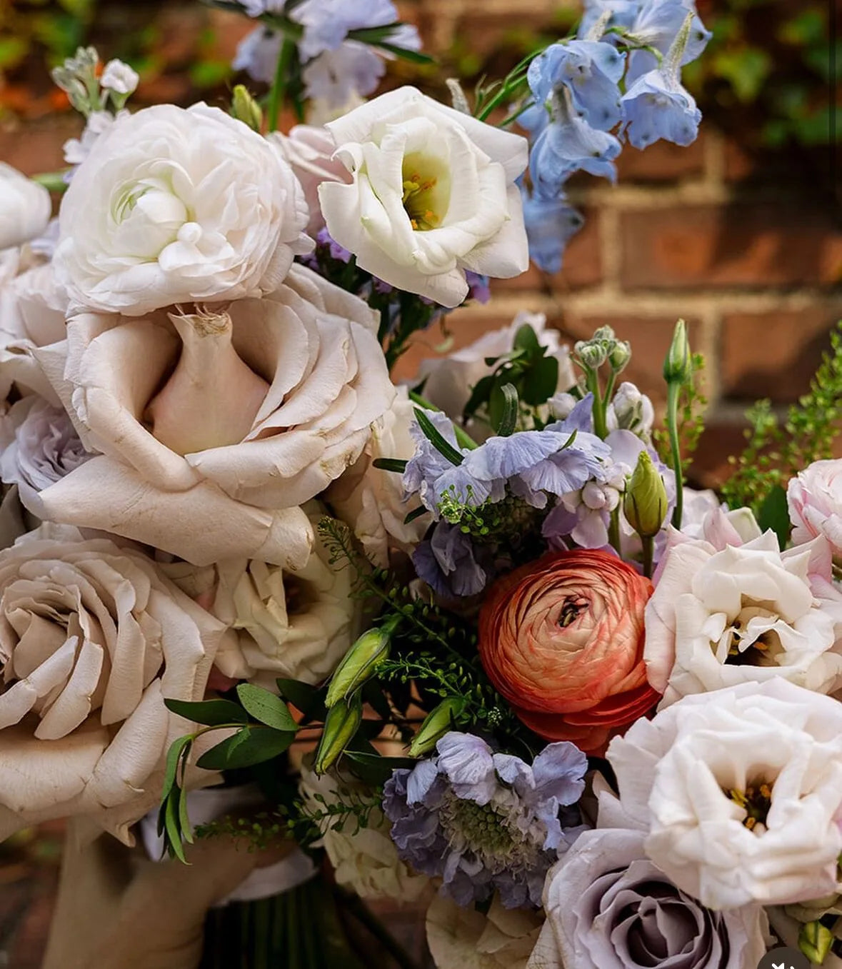 Customer-submitted wedding flower photo from The Knot review by Abby Hardin.
