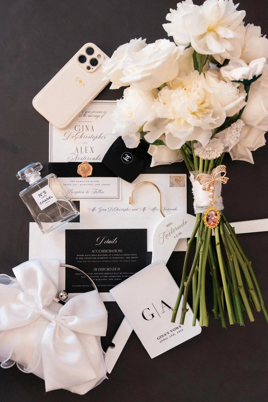 Customer-submitted wedding flower photo from Zola review by Gina D..